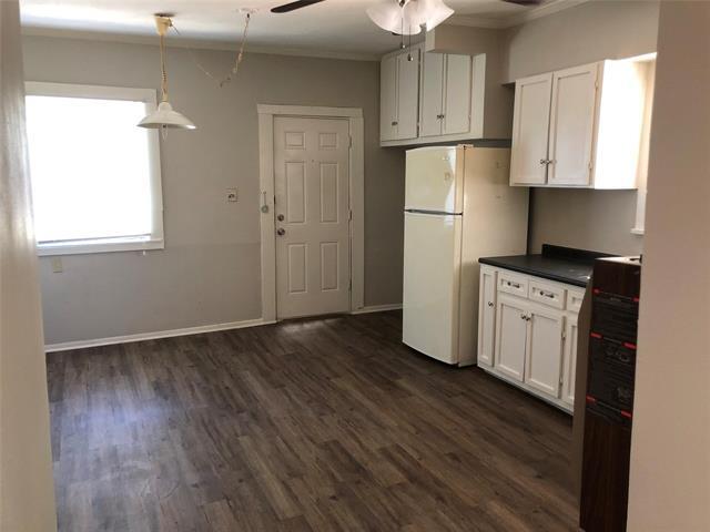 Building Photo - 824 Beech St