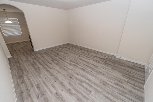 Building Photo - 5415 Plantation Forest Dr