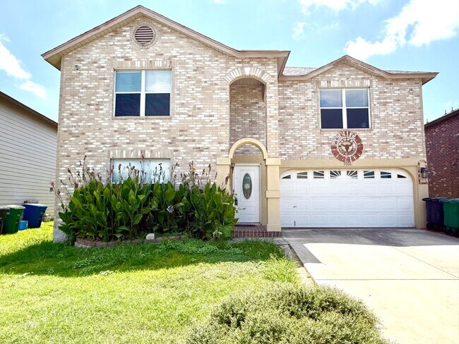 Foto del edificio - MUST SEE!! 4 Bed | 2.5 Bath | Loft | 2-Car Garage | Covered Patio!