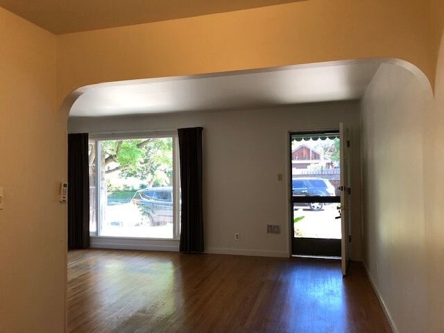 Foto del edificio - Charming One Bedroom Duplex