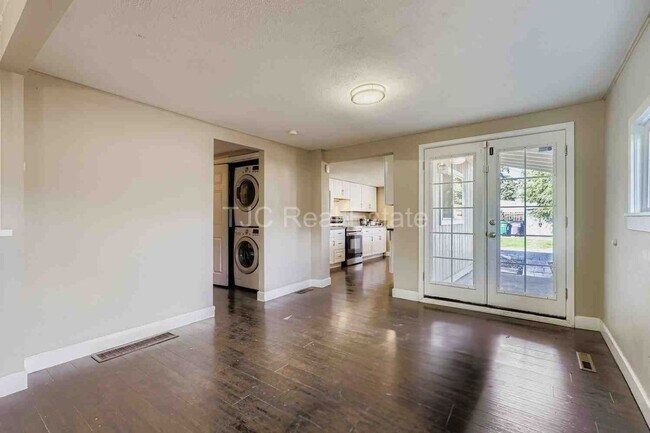 Foto del edificio - MOVE IN  SPECIAL