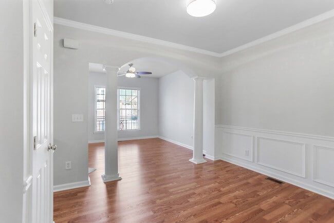 Foto del edificio - 1814 Dunrobin Dr SE