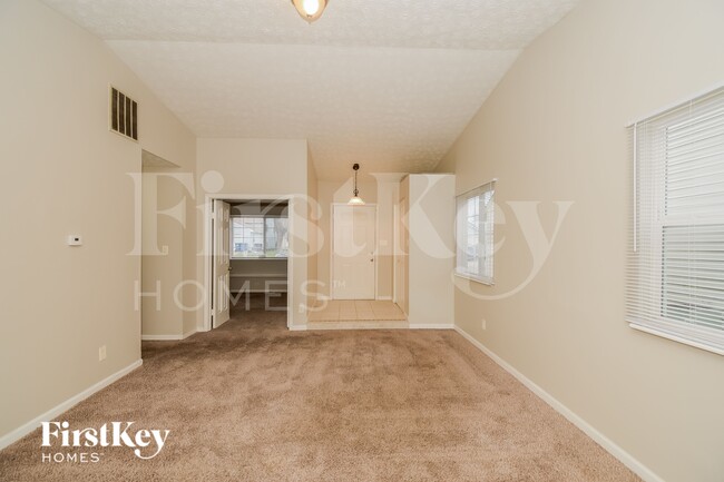 Building Photo - 11039 Wismar Dr