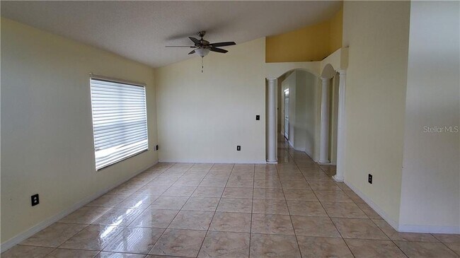 Building Photo - 5102 Alavista Dr