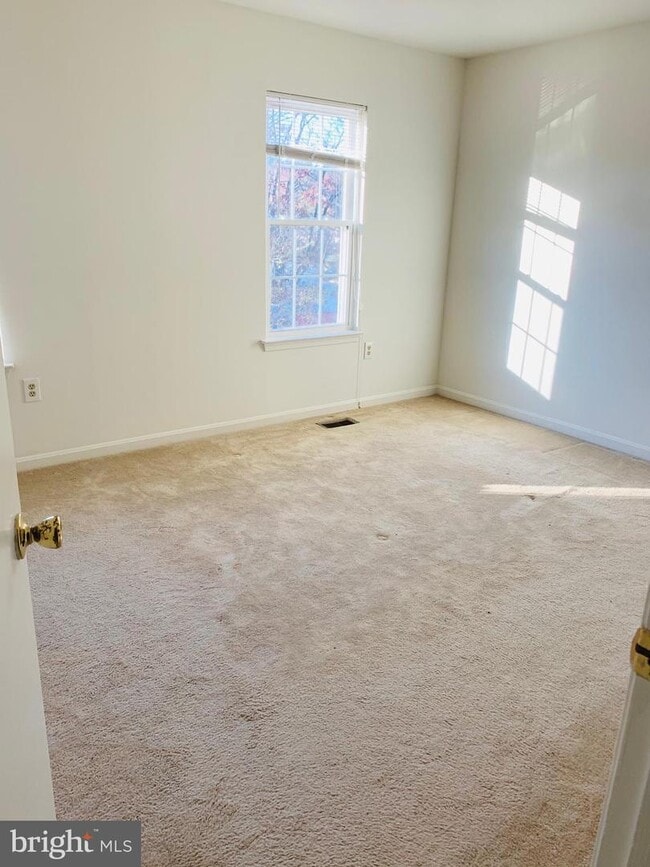 Building Photo - 7644 Elioak Terrace