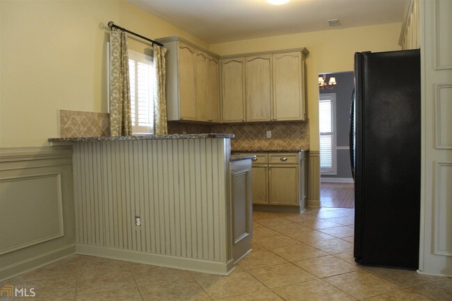 Building Photo - 108 Cottage Grove