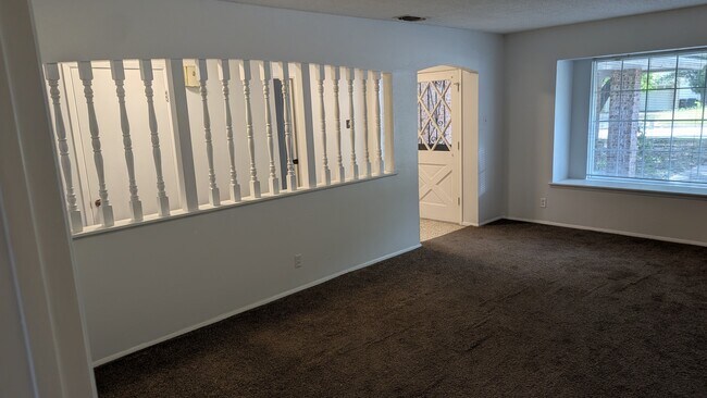 Foto del edificio - 3215 Quakertown Dr
