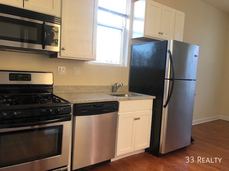 Foto principal - 1058 N Damen-3R