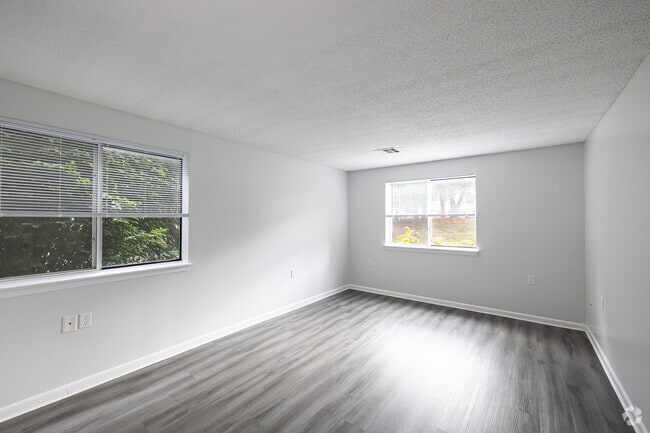 1BR, 1BA Classic - 800SF - Bedroom - Briar Knoll Apts