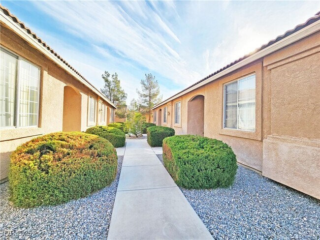 Foto del edificio - 1340 Pocahontas Ave