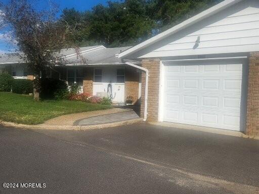 Building Photo - 33B Gramercy Ln