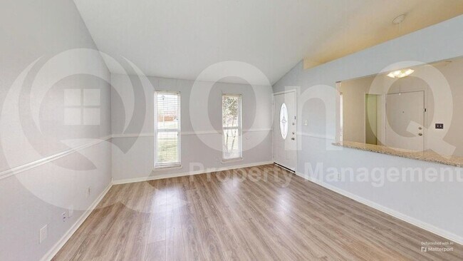 Foto del edificio - 4201 Driscoll Dr