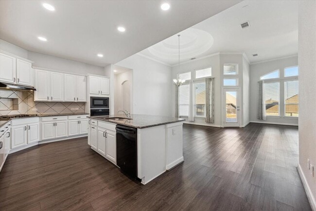 Building Photo - 623 Baretta Loop