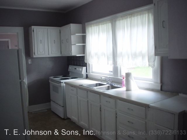 Building Photo - 2 br, 1 bath House - 2443 Sink Street