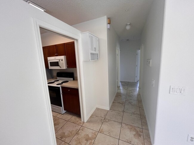 Photo - 433 Graystone Blvd House