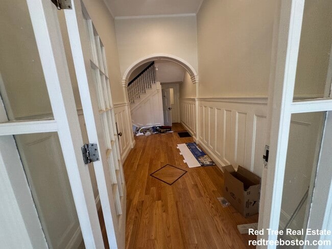 Building Photo - 1726 Beacon St
