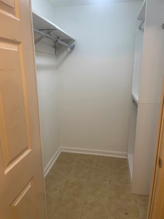 Building Photo - 235 Avenue B