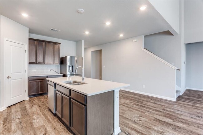 Building Photo - 1129 Oak Chase Wy