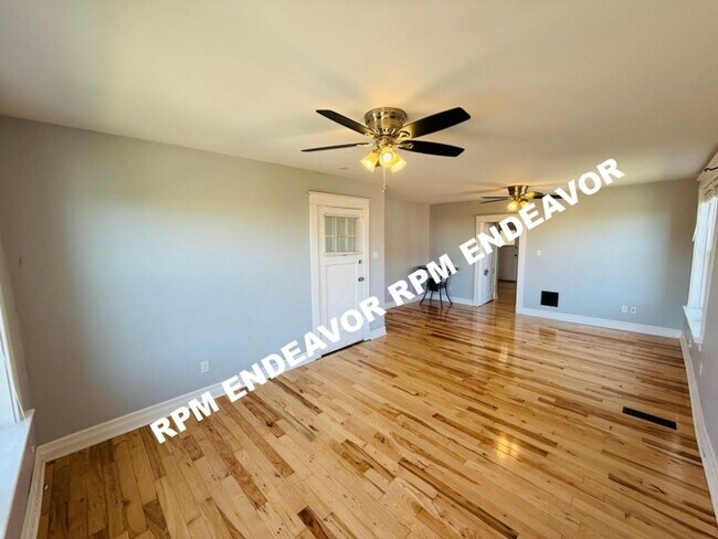 Foto del edificio - 2300 Allen Ave