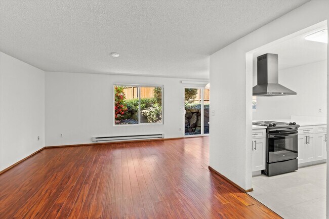 Foto del edificio - Well Maintained Condo