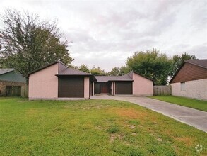 Building Photo - 7307 Shoshone Dr