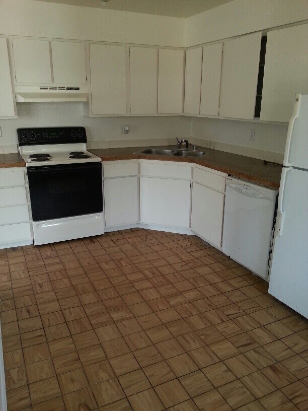 1468 10th St Unit 4, Greeley, CO 80631 Room for Rent in Greeley, CO