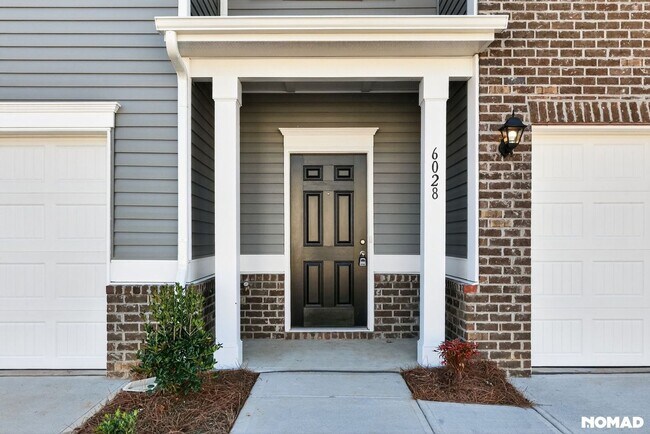 Foto del edificio - 6028 Jasmine Br Rd