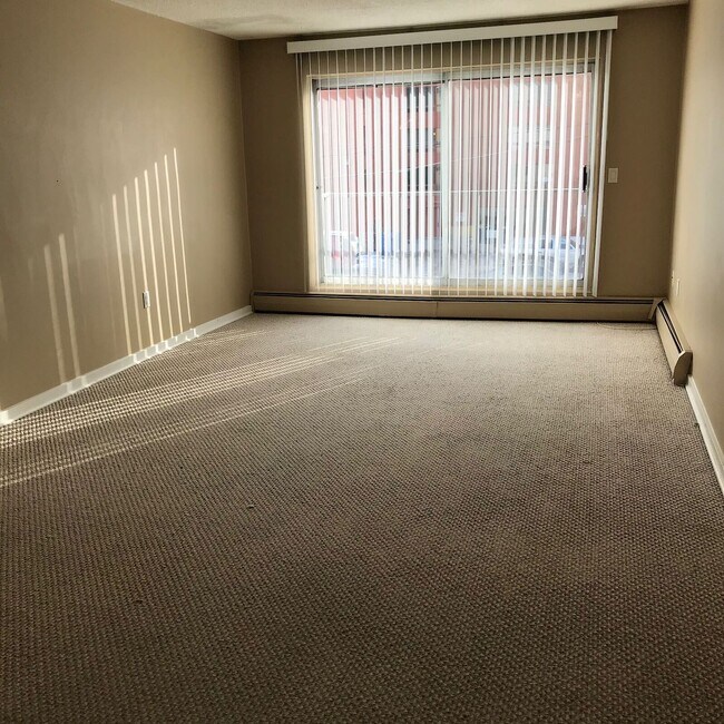 Photo du bâtiment - Apartment in Downtown Area