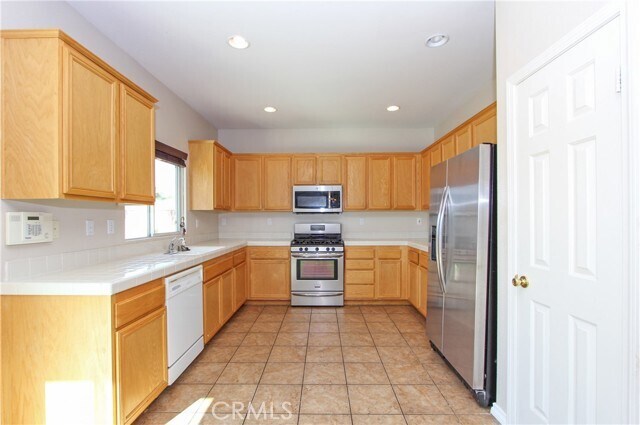 Building Photo - 29055 Emerald Cir