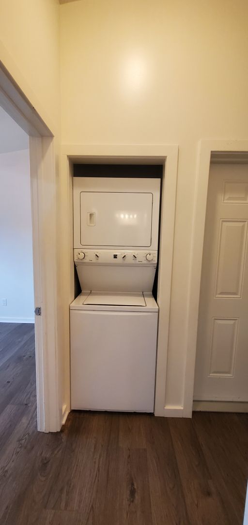 Foto del edificio - AVAILABLE NOW! 2 bed, 2 bath Duplex unit in Kailua Town