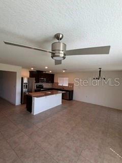 Building Photo - 275 Lake Lucerne Way