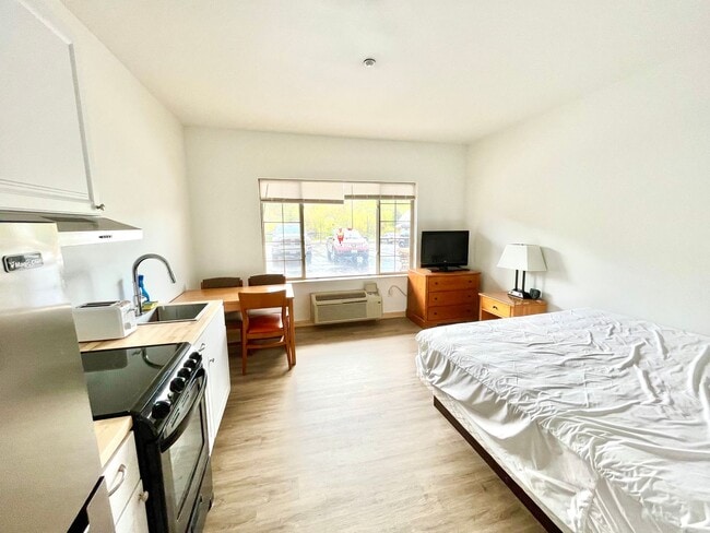 Interior Photo - Ski Town Apartments