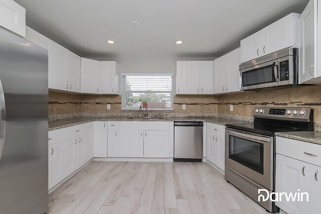 Building Photo - 6518 Talbot Cir