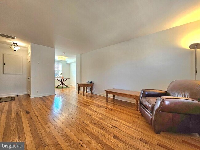 Foto del edificio - 4218 35th St S