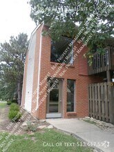 Building Photo - 5311 Boehm Dr