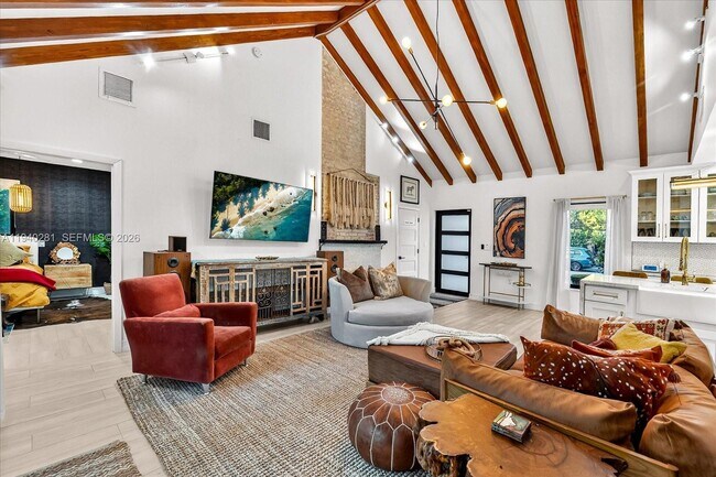 Foto del edificio - 8225 NE 8th Ct