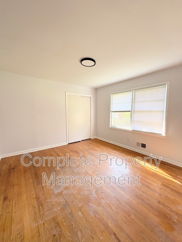 Foto del edificio - 2641 1st St NE