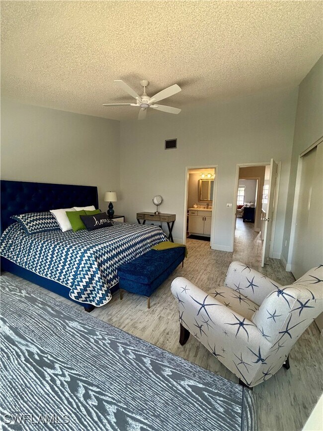 Building Photo - 800 Meadowland Dr