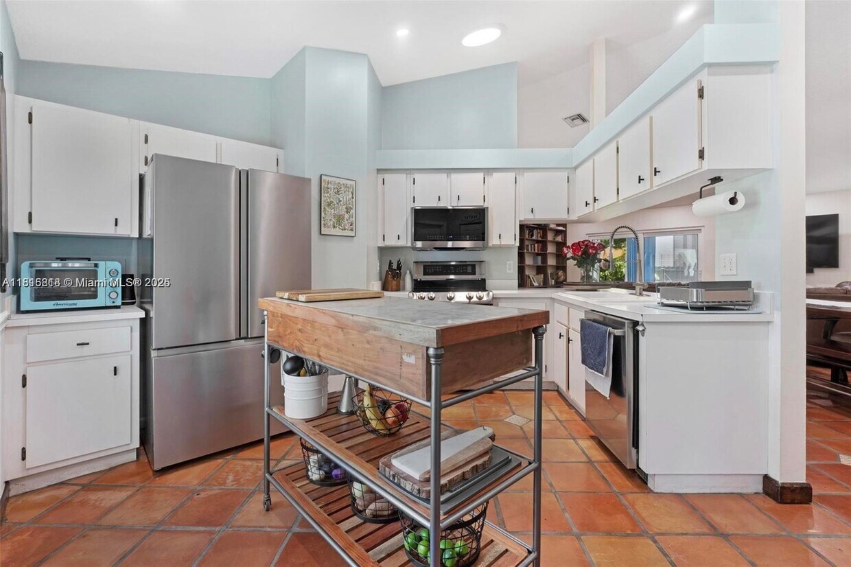 Foto principal - 301 NW 78th Ave