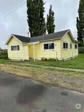 Building Photo - 35073 4th Ln