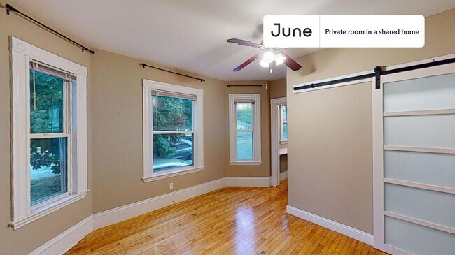 Building Photo - Room in Shared 6 bed/2 bath home in Brighton