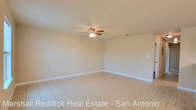 Building Photo - 3 br, 2 bath House - 203 Carranza St