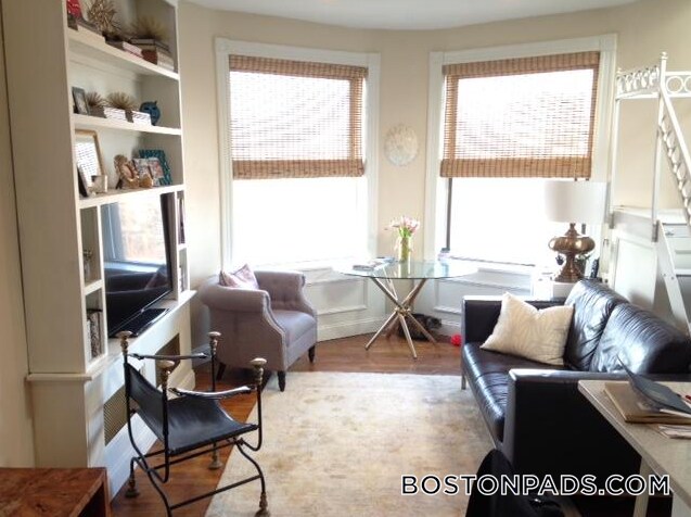 Foto del edificio - 384 Commonwealth Avenue