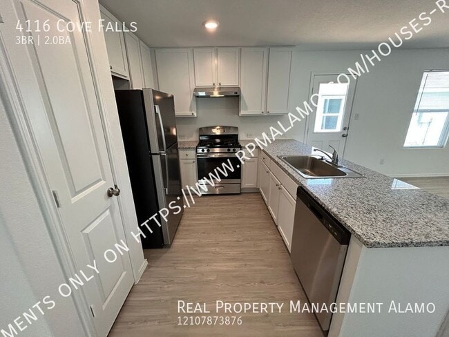 Building Photo - 4116 Cove Fls