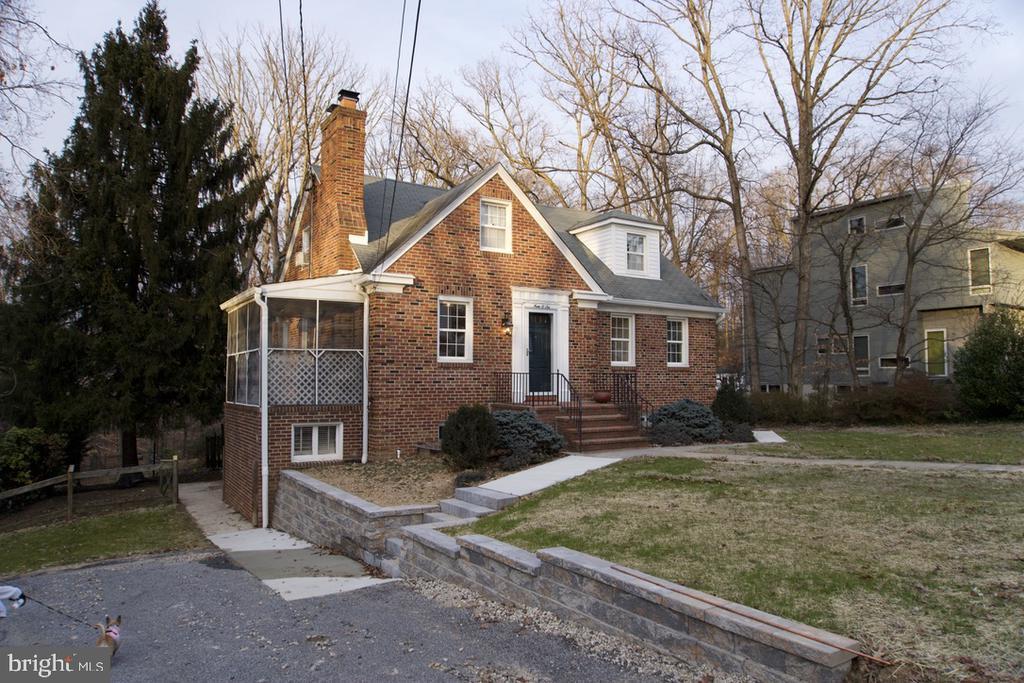 Foto principal - 906 Litchfield Rd