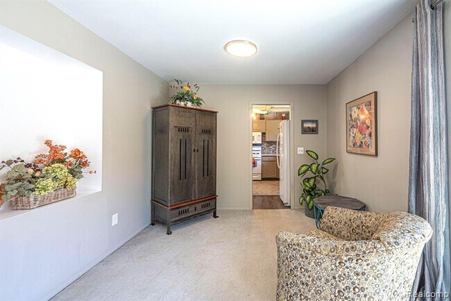 Building Photo - 6409 Durham Dr