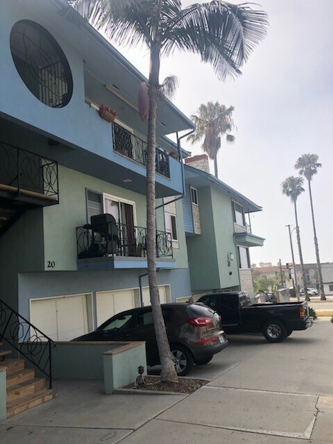 7 unit building-ocean just across the street - 20 Grand Ave