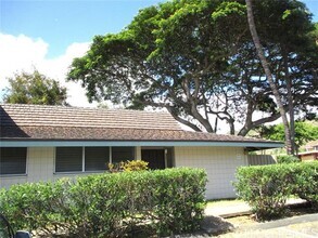 Building Photo - 4940 Kilauea Ave