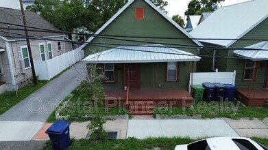 Building Photo - 2010 N Howard Ave