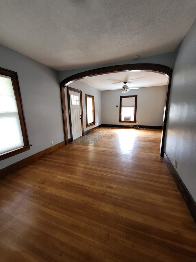 Building Photo - 650 2nd street